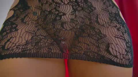 poison_milf_ online show from September 23, 5:01 am