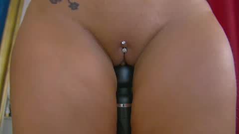 poison_milf_ online show from November 1, 5:39 am