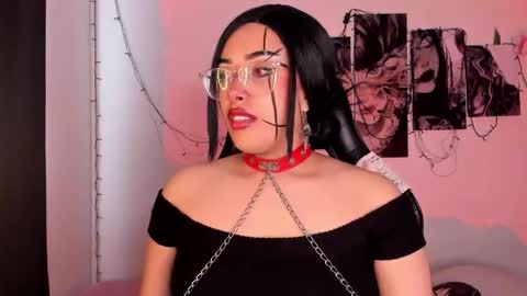 Snapshot of poison_willow chatting on September 25, 5:31 pm Willow Hours 12pm to 630pm Colombian time FRIDAY AND SUNDAY FREE DAYS online show from September 25, 5:31 pm