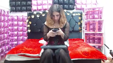 Snapshot of poisondost_hot chatting on February 26, 5:21 pm Aleja online show from February 26, 5:21 pm