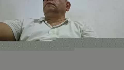 Snapshot of poli475 chatting on February 2, 6:42 pm poli online show from February 2, 6:42 pm