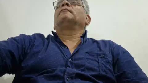 Snapshot of poli475 chatting on September 25, 4:08 am poli online show from September 25, 4:08 am