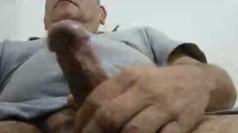 Snapshot of poli475 chatting on October 13, 11:45 am poli online show from October 13, 11:45 am