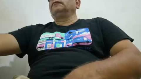 Snapshot of poli475 chatting on March 11, 5:02 am poli online show from March 11, 5:02 am