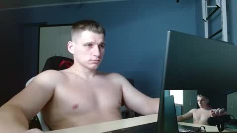 Poliglotjoe2 online show from February 19, 11:59 pm