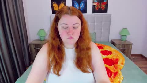 Snapshot of polinasallivan chatting on January 15, 10:59 am Polina online show from January 15, 10:59 am