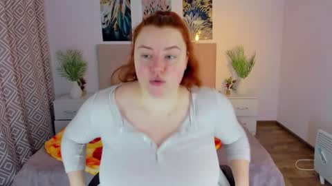 Snapshot of polinasallivan chatting on January 25, 7:49 am Polina online show from January 25, 7:49 am