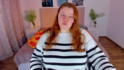Snapshot of polinasallivan chatting on January 23, 9:29 am Polina online show from January 23, 9:29 am