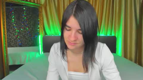 Polly online show from October 2, 6:12 am