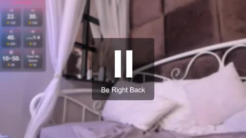 Polly online show from November 8, 9:07 pm