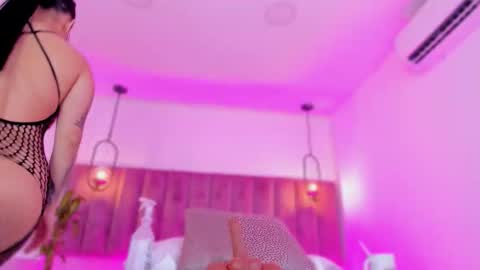 POLLY online show from March 10, 10:30 am