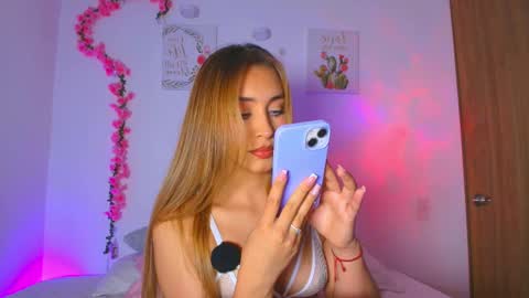 Carolina online show from March 28, 3:19 am