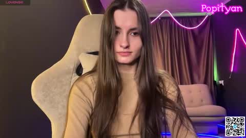 Snapshot of popityan chatting on October 3, 9:17 am Louise see you on December 1 at 2200 UTC3 online show from October 3, 9:17 am