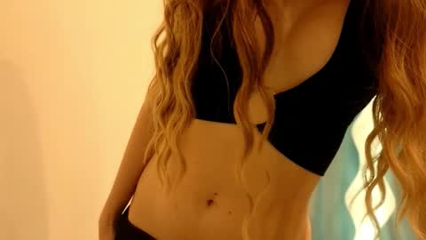 April online show from November 25, 6:39 pm