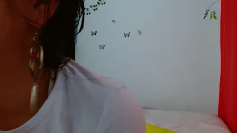 Snapshot of porcelainlux chatting on September 19, 3:43 am porcelainlux online show from September 19, 3:43 am