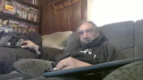 Snapshot of porkingit400 chatting on February 16, 8:33 pm porkingit400 online show from February 16, 8:33 pm