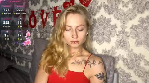 Snapshot of porshes chatting on September 23, 5:23 am HERES SILVIA AND OlIVIA WELCOME EVERYONE LOVENSE DOMI REACT TO YOUR TIPS LETS MAKE A GREAT SHOW TOGETHER online show from September 23, 5:23 am