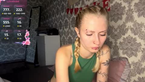 Snapshot of porshes chatting on September 13, 4:48 am HERES SILVIA AND OlIVIA WELCOME EVERYONE LOVENSE DOMI REACT TO YOUR TIPS LETS MAKE A GREAT SHOW TOGETHER online show from September 13, 4:48 am