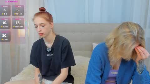 Snapshot of porshes chatting on March 11, 3:04 am HERES SILVIA AND OlIVIA WELCOME EVERYONE LOVENSE DOMI REACT TO YOUR TIPS LETS MAKE A GREAT SHOW TOGETHER online show from March 11, 3:04 am