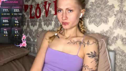 Snapshot of porshes chatting on October 19, 4:22 pm HERES SILVIA AND OlIVIA WELCOME EVERYONE LOVENSE DOMI REACT TO YOUR TIPS LETS MAKE A GREAT SHOW TOGETHER online show from October 19, 4:22 pm