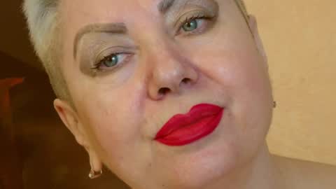 Snapshot of posh_lady chatting on February 8, 5:29 am LADY POSH online show from February 8, 5:29 am