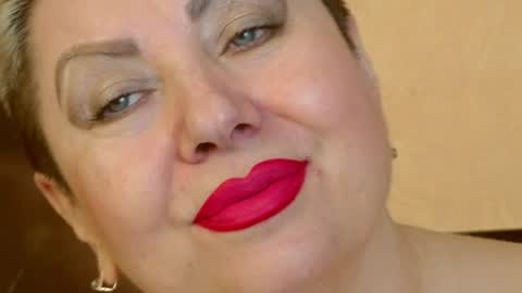 Snapshot of posh_lady chatting on January 29, 10:01 pm LADY POSH online show from January 29, 10:01 pm