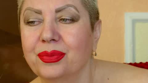 Snapshot of posh_lady chatting on February 21, 10:04 pm LADY POSH online show from February 21, 10:04 pm