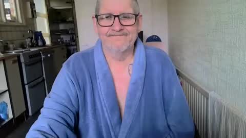 poshman65 online show from February 23, 12:40 pm