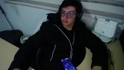 powerfulzeus2 online show from January 10, 2:50 am