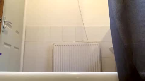 Snapshot of pr3ttyxlu5h chatting on January 5, 10:53 am pr3ttyxlu5h online show from January 5, 10:53 am