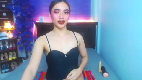 Snapshot of preciosa_banks69 chatting on March 7, 5:17 pm preciosa_banks69 online show from March 7, 5:17 pm