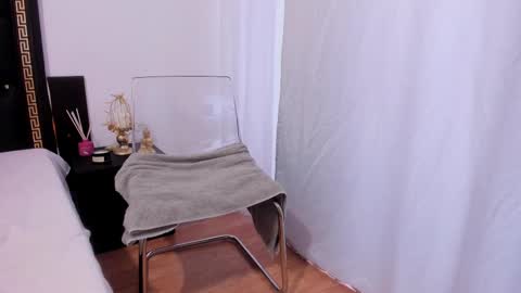 Ailyn online show from March 3, 11:44 am