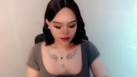 MAXXINE online show from November 14, 4:47 am