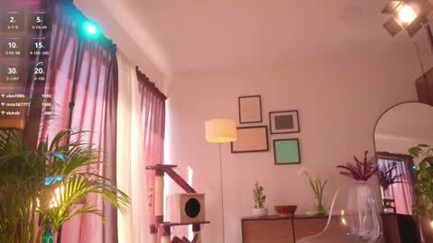 Snapshot of pretties_nay chatting on September 29, 7:35 pm Nayrobi online show from September 29, 7:35 pm