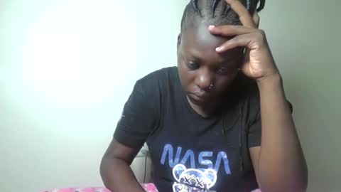 pretty_barbz online show from January 17, 5:50 am