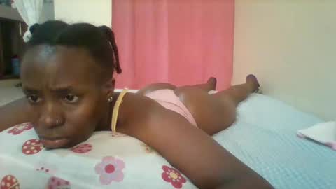 Snapshot of pretty_darya chatting on February 21, 4:18 am pretty_darya online show from February 21, 4:18 am