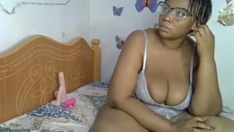 pretty_dey online show from November 3, 6:42 pm