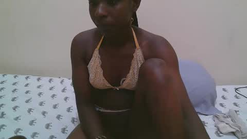 pretty online show from February 15, 3:31 am