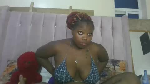 pretty_fel online show from November 17, 3:47 pm