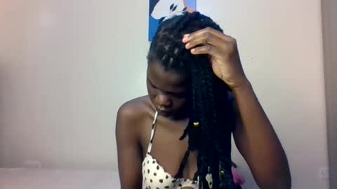 naya online show from December 19, 8:43 am