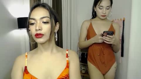 prettyallison_29 online show from November 8, 7:28 pm