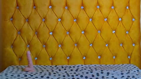 prettycandy0 online show from September 23, 8:19 am