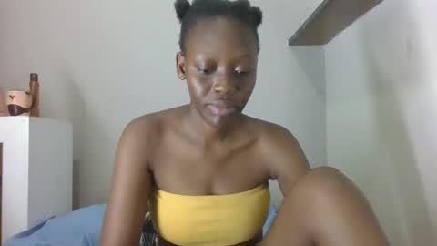 prettydollk online show from December 15, 8:05 pm