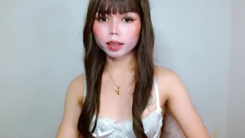 SEXY JULIA online show from December 20, 5:36 am