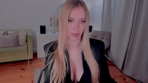 Eva online show from January 11, 12:44 am