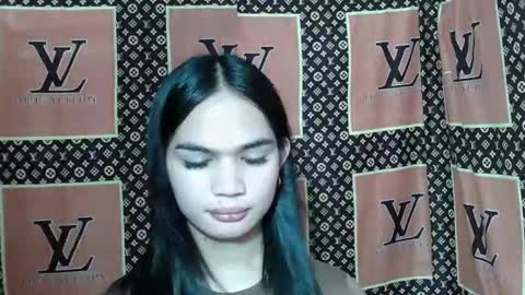 prettykhelcy online show from November 6, 7:33 am