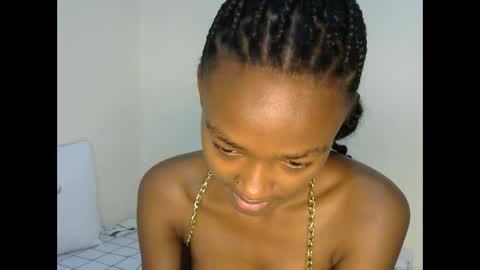 Snapshot of prettyquiny254 chatting on October 4, 5:05 am prettyquiny254 online show from October 4, 5:05 am