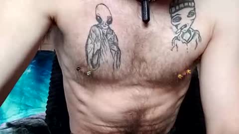 prettysolidd7 online show from February 23, 3:18 pm