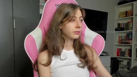 Sophie  next stream will be at Monday  i will wait you guys  online show from December 4, 8:25 am