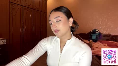 Sofi online show from February 4, 1:04 pm